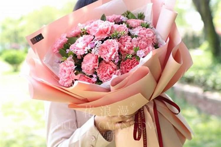 中元节上坟有什么讲究吗 中元节上坟有哪些讲究