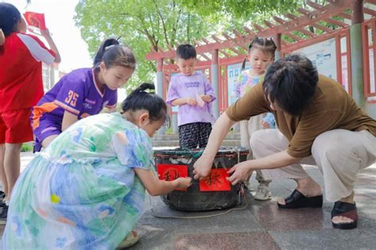 怎么看八字的喜用神,如何判断八字中的喜用神与忌神？