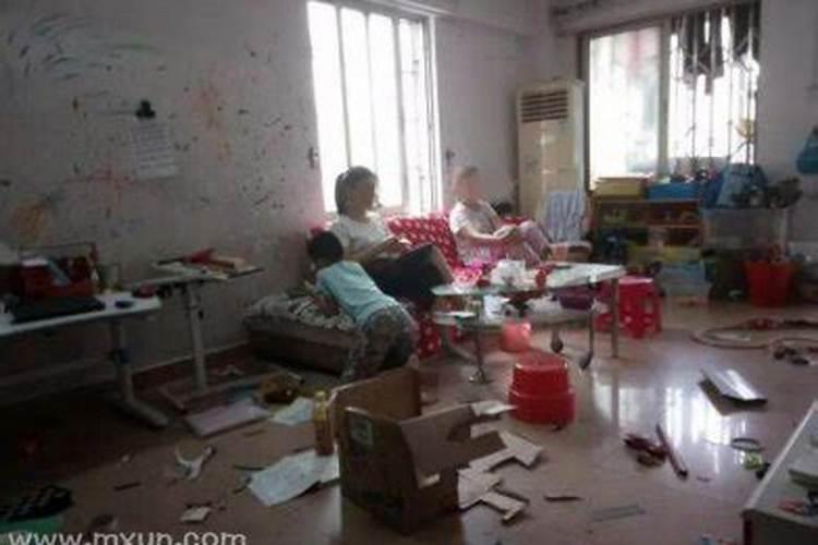 梦见乱七八糟的好多人