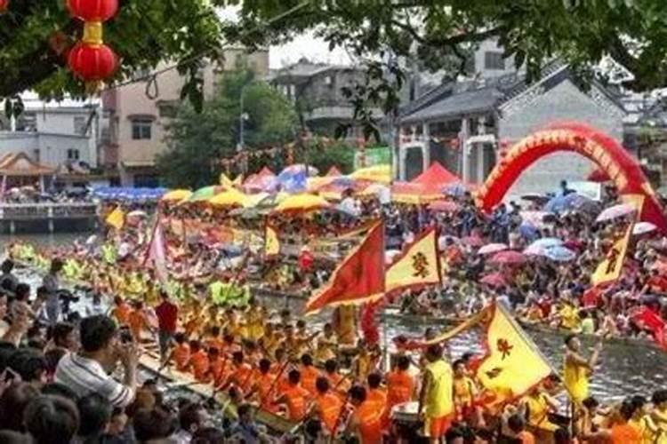 梦到上厕所厕所很脏是什么预兆