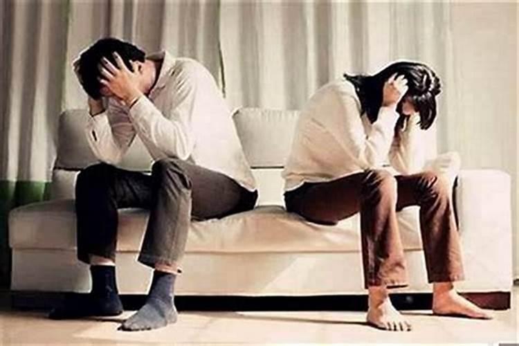 什么面相的女人感情不顺晚婚(鼻梁起节)