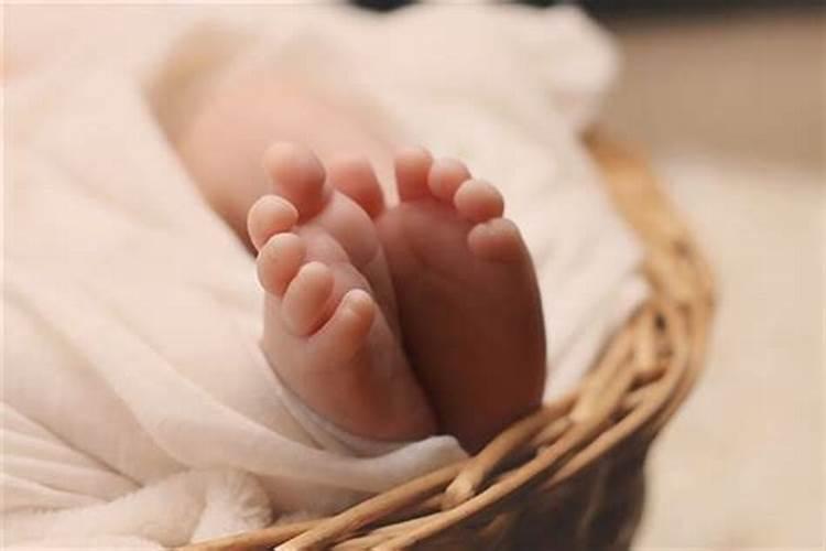 梦到自己生了孩子是什么意思 梦到自己生了孩子好不好