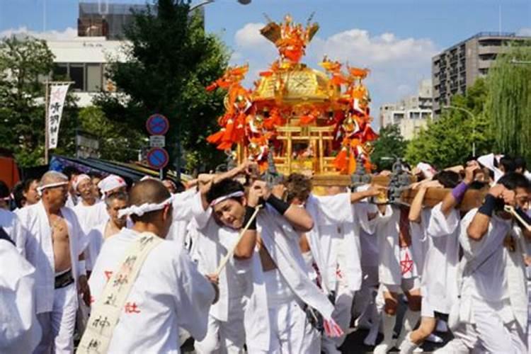 清明节上坟叫什么