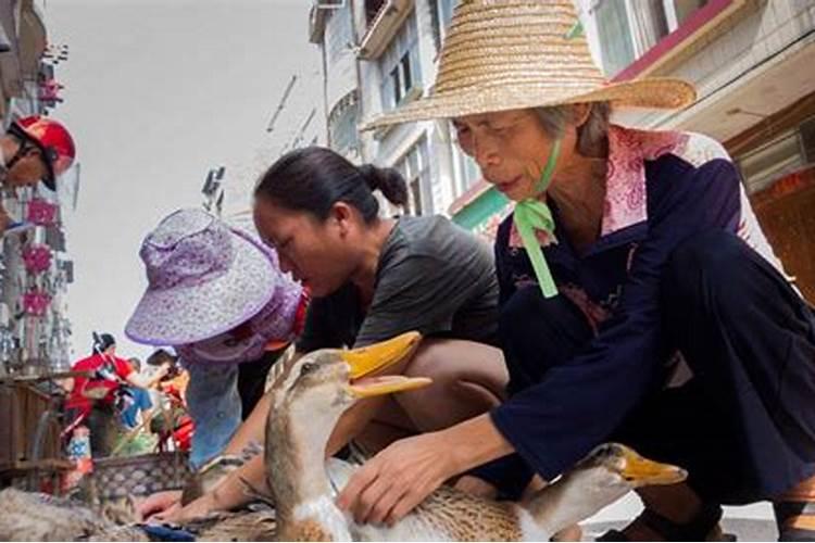 梦见黑锅是什么意思？