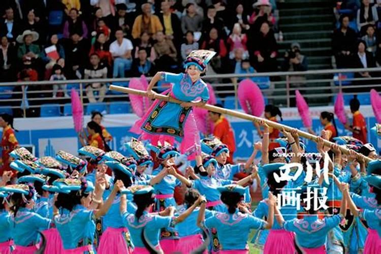 你家乡有什么特别的风俗吗？