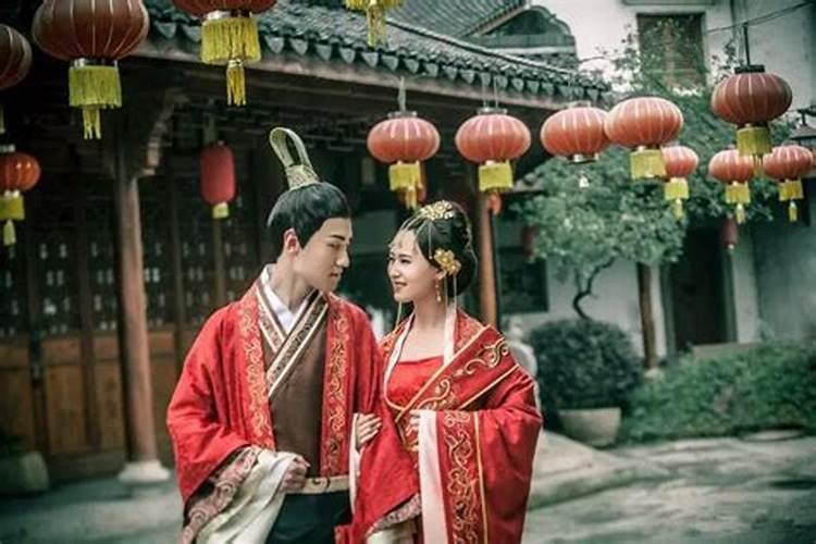 女人命犯桃花能化解吗,犯桃花该怎么办