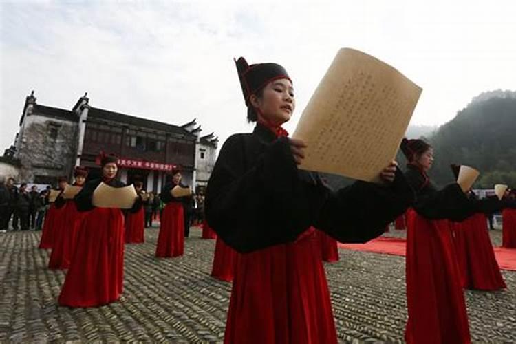 请分析一下这个八字是属于身强还是身弱,喜用神分别是什么五行？