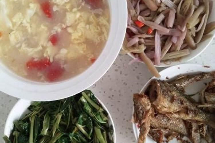 梦见去逝的姥姥做饭给我吃的预兆