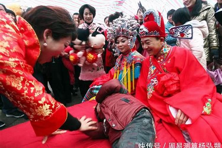 免费八字测生几个孩子,生辰八字测有几段婚姻 几个孩子