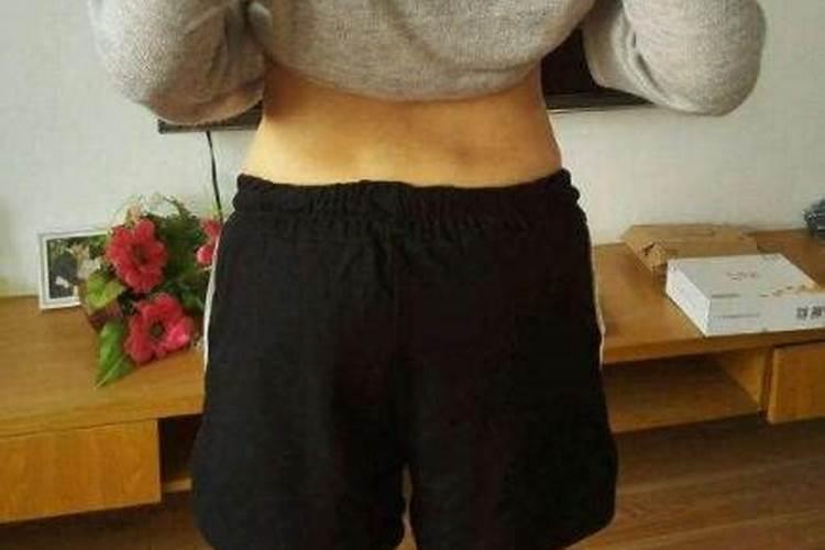 腰窝与命运：探究女性体相的命理奥秘