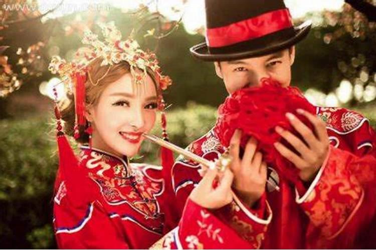 潜意识的交响曲：梦到男同事结婚的心理解析