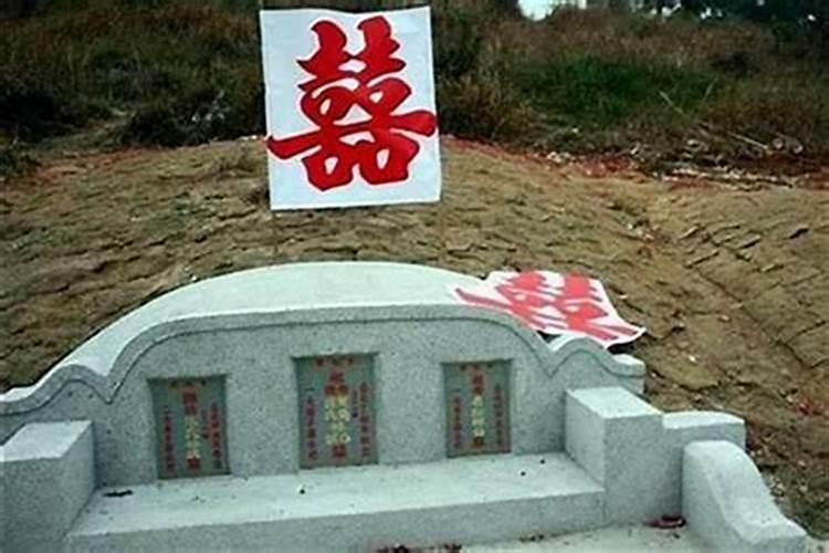 探究风水学中的终极安宁：墓地朝向的神秘智慧