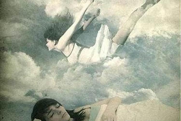 梦见情人的老婆洗衣服：解析梦境与现实的关系