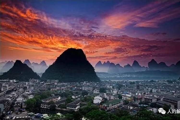 风水与方位：揭秘环境气场的奥秘
