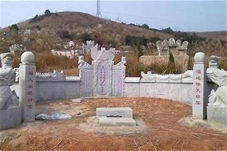 洞悉阴宅风水：如何准确判断墓地的吉凶？