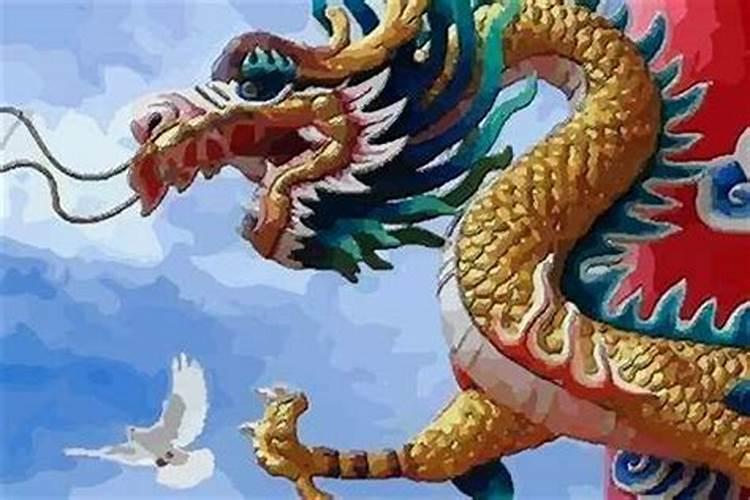 龙舞桃花：1976年属龙人的浪漫运势探秘