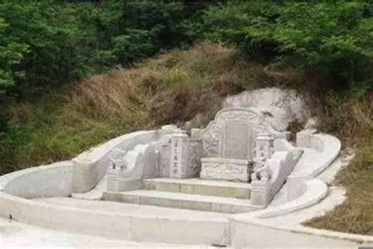 阴宅风水真能影响几代人：一门古老的智慧与现代的探索？