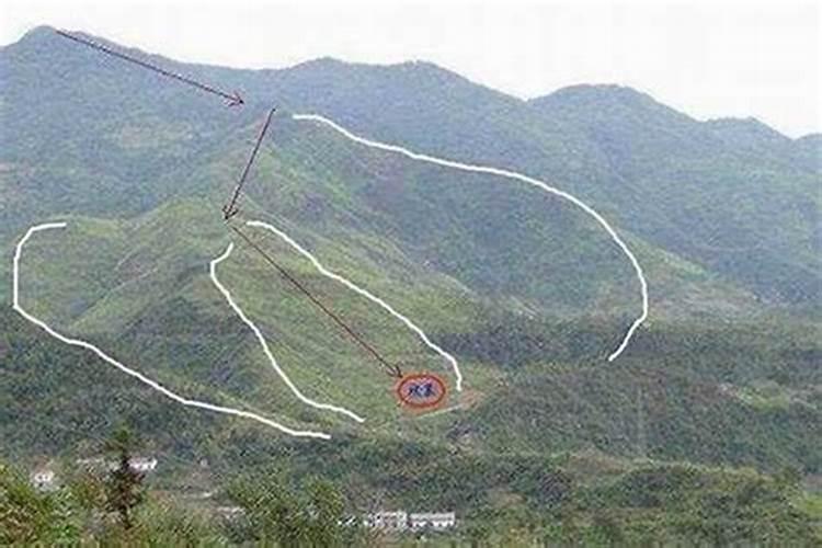 破坏阴宅风水最狠方法：揭秘风水大师的禁忌与破解？