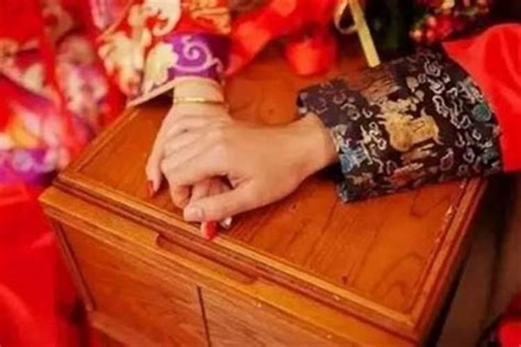 婚姻不顺念什么经化解？