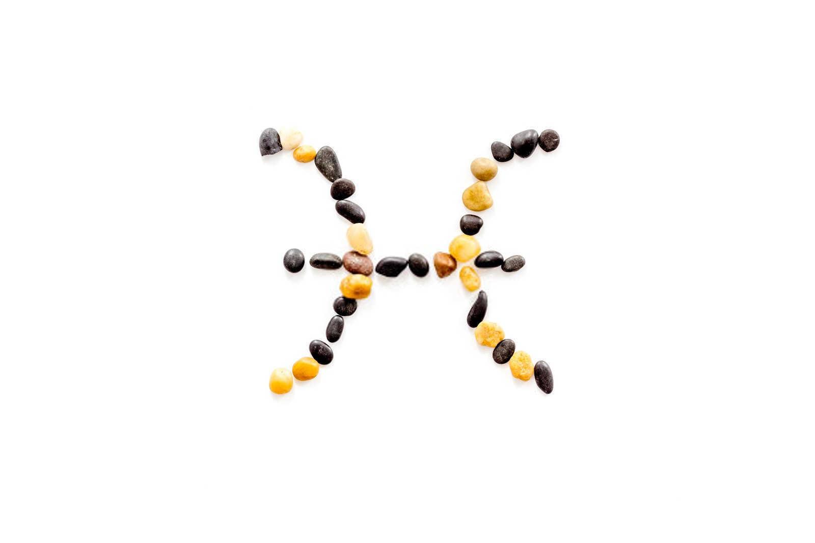 探秘阴宅风水：如何审视坟墓的风水格局？