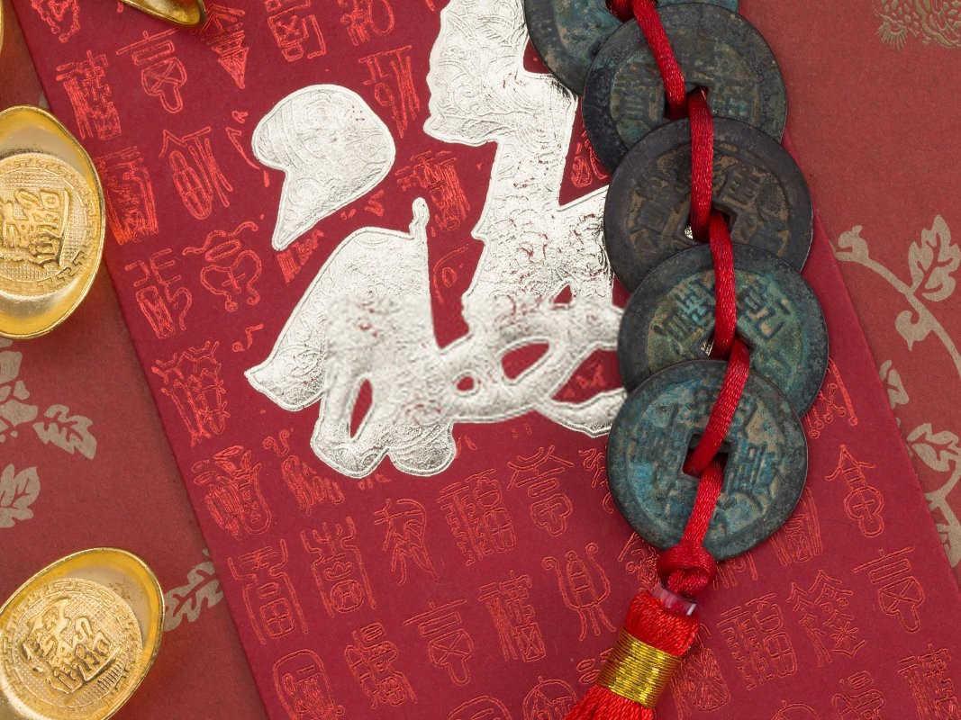 金命适合什么颜色？