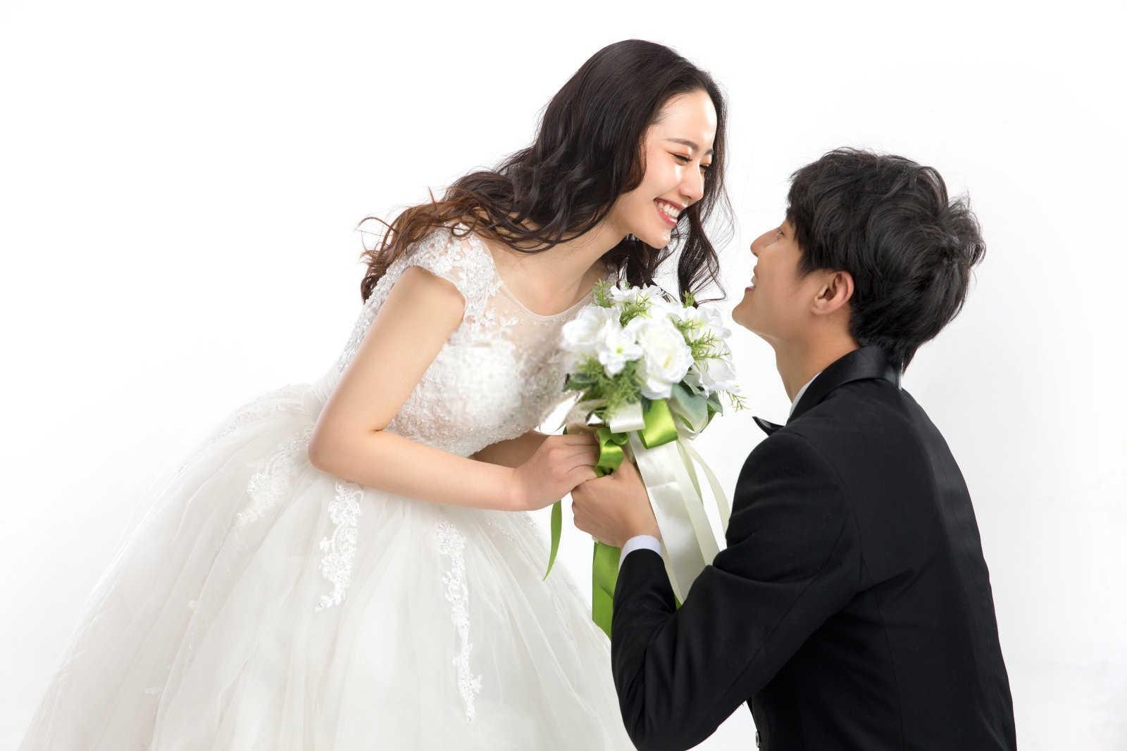 虎马联姻：探索属相婚配的和谐之道